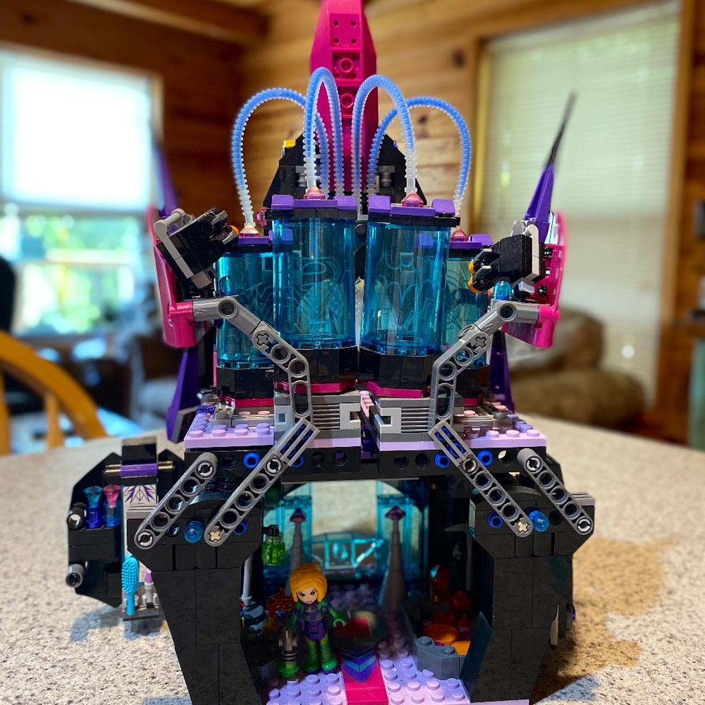 LEGO DC Super Hero Girls Eclipso Dark Palace Building Kit